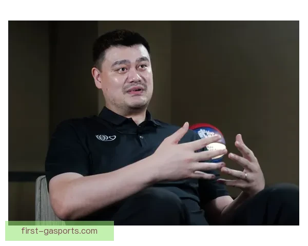 瓦伦西亚俱乐部最新动态解析阵容调整与转会进展引发球迷热议持续